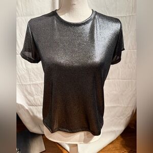 Prince Peter Collection Shimmery Short Sleeve T-Shirt Size M